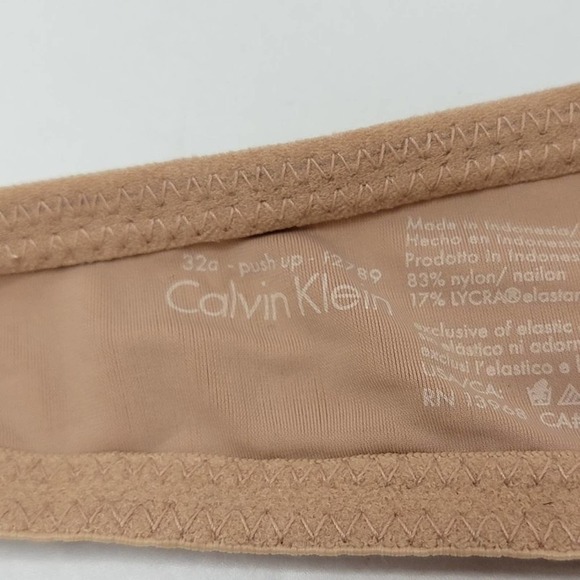 CALVIN Klein Bra 32 a Push Up Nude Adjustable straps - Picture 3 of 16